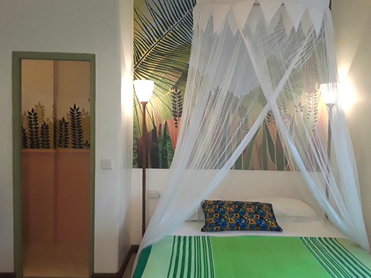 Casa Maria Hotel Mirissa Buitenkant foto